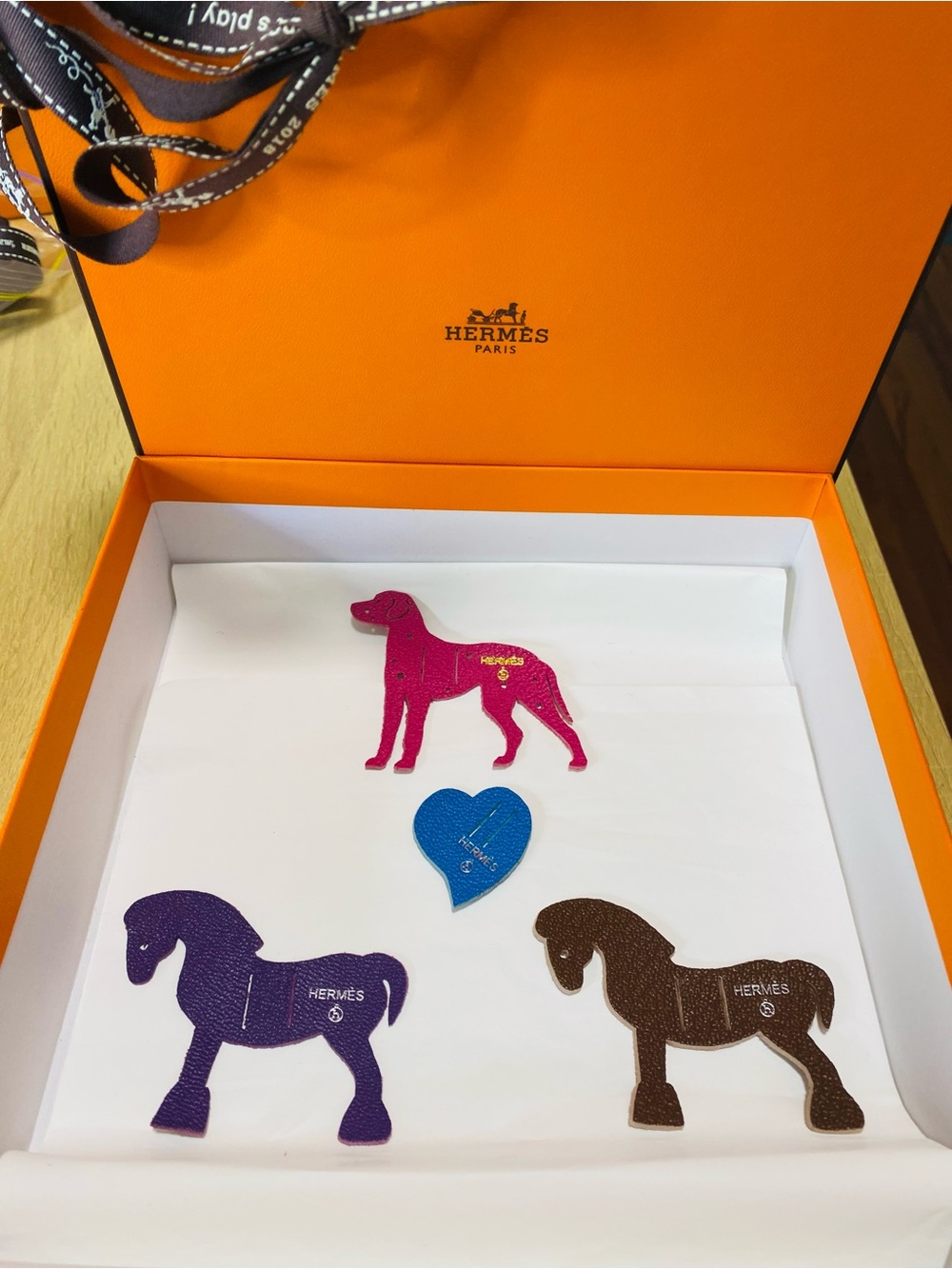 Hermès Paris Authentic Petit H Leather Charm Set. 5 Pieces. - Picture 8 of 16